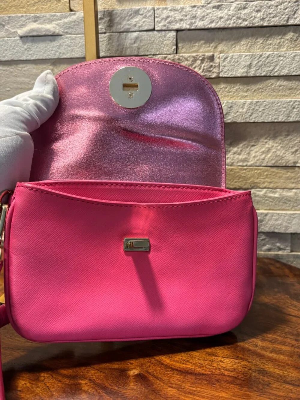 Tory Burch authentic tory